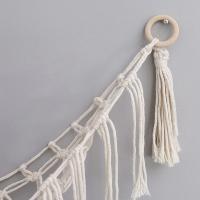 Hamaca de juguete de peluche bohemia, forma Triangular, cesta de almacenamiento de malla colgante, red de pared con borlas de algodón para dormitorio y sala de estar - details 3