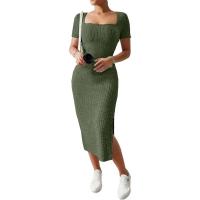 Cuello cuadrado de verano, falda de longitud media que abraza la cadera, manga corta, vestido con abertura de punto versátil - details 2
