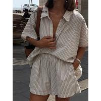 Conjunto de pantalones cortos a rayas para vacaciones para mujer, camisa informal con botones y solapa, pantalones cortos con cintura elástica, traje de playa para primavera y verano 2025 - details 1