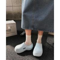Sandalias de nube para mujer, zapatillas de punta cerrada gruesas para exteriores de medio verano con aumento de altura, zapatos tipo zueco de suela suave con - details 8