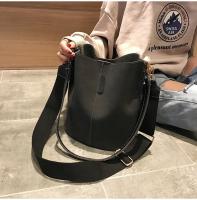 Bolso de diseñador de lujo para mujer, bandolera de cuero PU de gran capacidad, novedad de 2021 - details 13