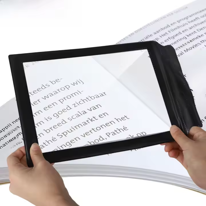 Lupa de Mano Portátil A4 con Hojas Grandes Lectura Ampliada 3X para Libros y Periódicos - 1