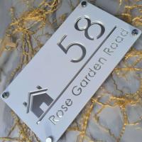 Placa de Número de Casa Moderna de Acrílico Cortado Láser Personalizado - details 3