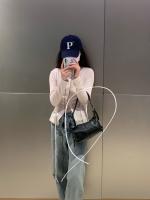 Bolso bandolera de cuero con cremallera, estilo retro europeo y americano, nuevo. - details 13