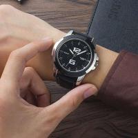 Reloj Deportivo de Acero Inoxidable con Cuarzo Luminoso YIKAZE 2024 Estilo Formal para Hombres - details 2