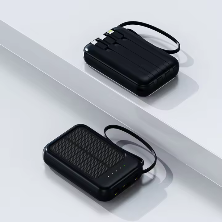 Batería de Carga Solar de 7000 Mah 4 Tipos de Puertos de Carga, 5V/2.1A - 1