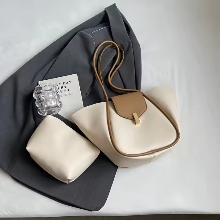 Bolso de hombro para mujer - Bolso minimalista elegante con cierre de herrajes en tono dorado, bolso informal y formal Negro/Beige/, Bolso estructurado duradero para mujer, Diseño elegante y elegante - 1