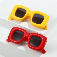 Cuadrado retro para mujer, gafas de sol con montura iada 400, Color caramelo, rojo, amarillo, patas anchas - details 2