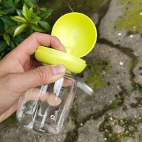 Botella de agua portátil para mascotas de 350ml, taza plegable reutilizable para beber para mascotas, a prueba de fugas con cordón, cuenco de alimentación para mascotas al aire libre - details 4