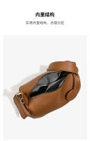 Bolso bandolera de piel suave de gran capacidad para mujer, bolso de viaje tipo almohada, bolso de hombro portátil para mujer - details 2
