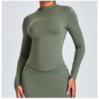 Top deportivo de manga larga, cuello redondo, ajustado, ligero y elástico para mujer - details 0
