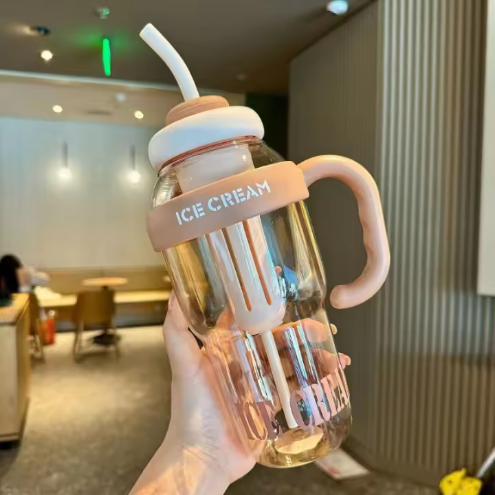 Verano nueva taza de agua de gran capacidad para niñas taza de paja Bingba de alto valor taza de plástico de separación de té de alta temperatura - 1