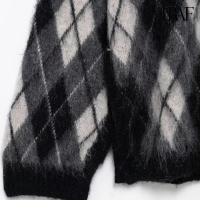 Moda mujer 2024 Otoño e Invierno nuevo jersey de punto a cuadros de diamantes casual suelto cuello redondo manga larga jersey cálido - details 5