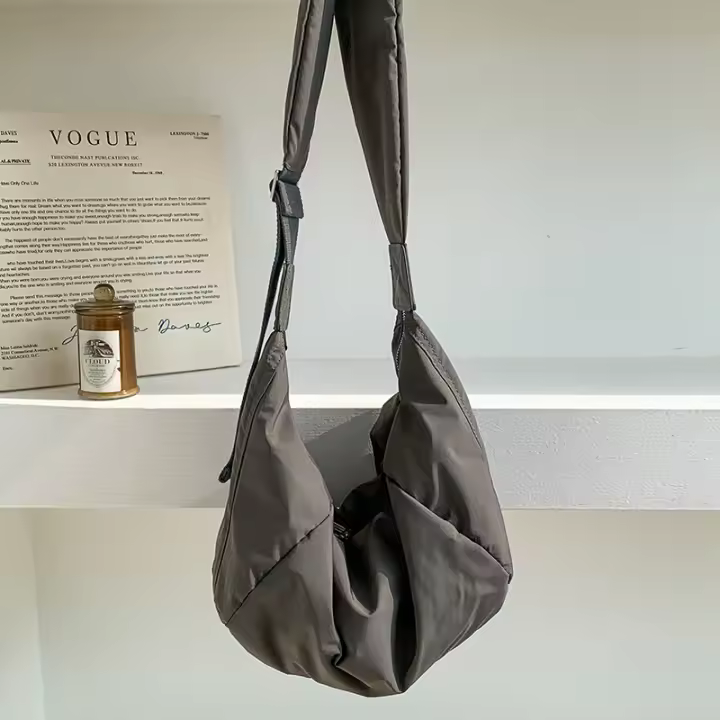 Bolsa de nailon tipo bola de masa, de gran capacidad, de alta gama, informal, tipo mensajero, simple, versátil, bolso de hombro para mujer. - 1