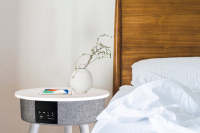 AIC Electronic Devices - Mesa Altavoz Bluetooth Portátil, con Base de Carga inalámbrica para móviles Qi y Puerto de Carga USB - details 5