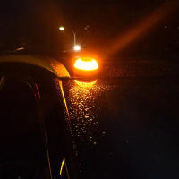 Luz de emergencia para el coche V16 homologada por DGT, señal de iluminación con base imantada magnética luz de señalización para carretera impermeable ip65 - details 1