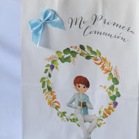 Pack de 12 a 42 unidades de Bolsas de papel de comunión, Bolsa de regalo de Mi Primera Comunión, Para comunión de niño y comunión de niña, 2 Modelo orla de flores y hojas, Impresión de calidad y lazo decorativo de diferente color, Regalantes.com - details 4