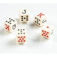 Fournier 5 dados poker Esquinas rectas 1.5x1.5x1.5 Con caja de plástico Casino Juego de mesa Jugar Yatzy Mentiroso Adultos Accesorio Magia Truco Playa Piscina Camping Joven Divertido Entretenimiento Poquer - details 4