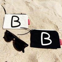 Hello-Bags. Bolso Monedero / Billetero / Tarjetero con cremallera y forro interior. Exterior: Algodón 100%. Incluye sobre kraft de regalo. Modelo: "B". Crudo / Negro. 14x10 cm. - details 0