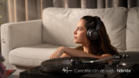 Vieta Pro Auriculares Calm, Bluetooth, Dual Pairing, Cancelación Activa de Ruido hibrida y Modo Ambiente, Aux-in, micrófono, Diadema Ajustable. Batería 30 H. Color Blanco - details 0