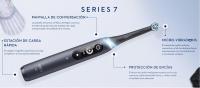 Oral-B iO 7S cepillo eléctrico azul con 2 cabezales y 1 estuche de viaje diseñado por Braun - details 2